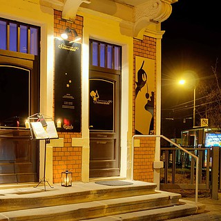 Dinner_in_the_Dark_3.jpg Eingang des Restaurants Dinner in the Dark in Dresden