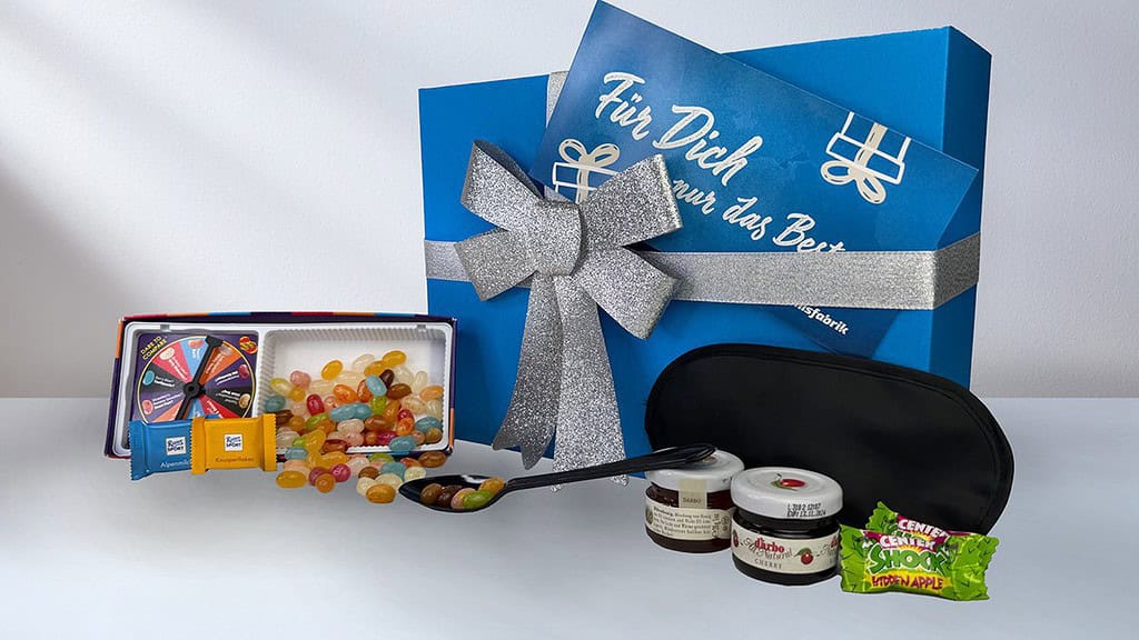 Geschenkbox_Dinner_in_the_dark Ansicht der Geschenkbox Dinner in the Dark mit den passenden Inhalten.