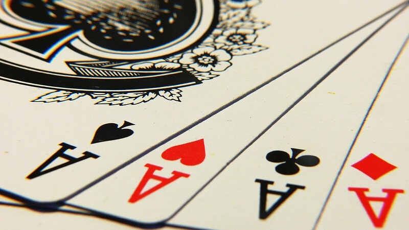 Kartenblatt Asse beim Pokerabend in Dresden