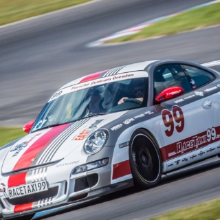 Porsche 911 in der Kurve - Porsche 911 GT3 Cup selber fahren