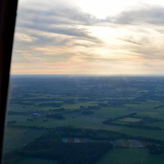 Blick aus dem Flugzeug, Rundflug über das Erzgebirge