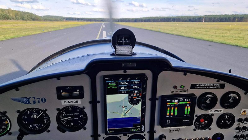 Cockpit eines Flugzeuges, Ansicht der ersten Person