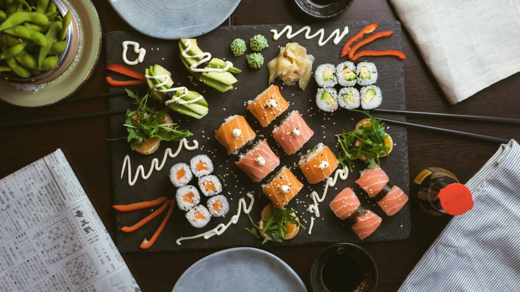 Sushi_Dinner_1600x900_6.jpg
