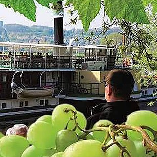 Weinerlebnisse_9.jpg Dampfschiff beim Erlebnis Sächsische Weinstraße in Dresden