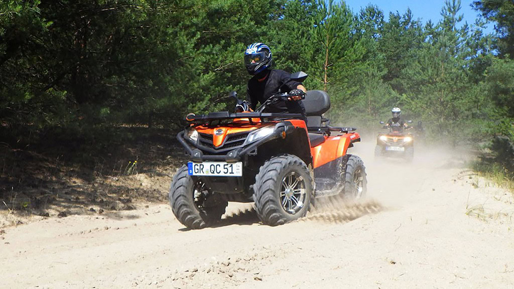 abenteurtour-oberlausitz3.jpg quad ist off-road unterwegs