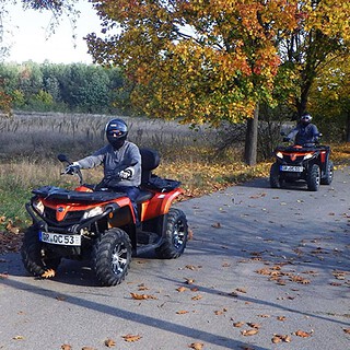 schnuppertour-oberlausitz2.jpg quad auf dem Landweg in der Oberlausitz