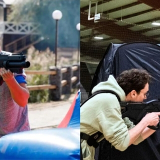 Ein Blick auf den Mann der Lasertag spielt und sich versteckt