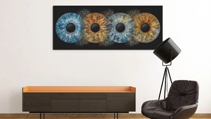 Eine Vorschau wie sich 4 Iriden auf einem Bild an der Wand präsentieren