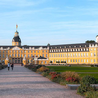 Aussicht auf das Karlsruher Schloss