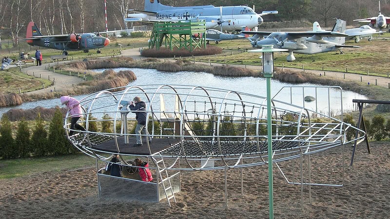 Spielplatz auf dem Aeronauticum Museumsgelände