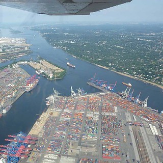 Blick aus dem Flugzeug auf Dortmund
