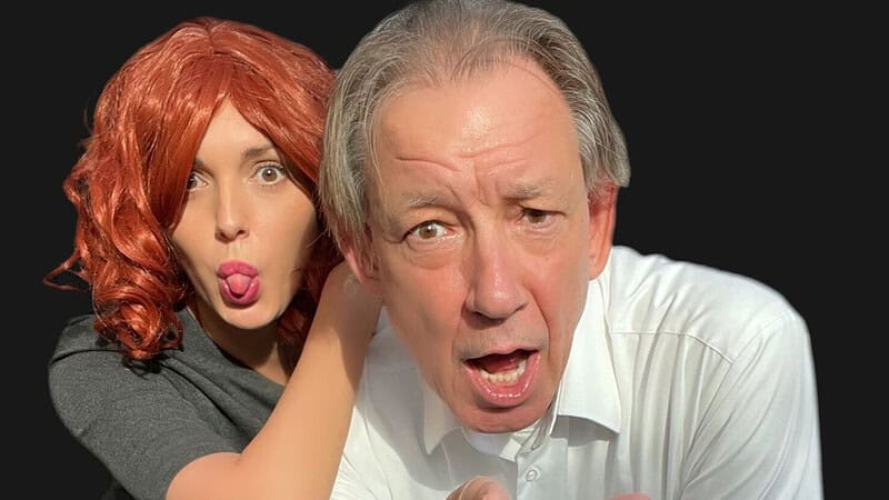 Zwei Personen schauen in die Kamera