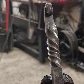 Ansicht des geschmiedeten Flaschenöffner beim Teamevent