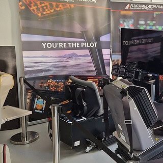 Ansicht des 4D Motion Flugsimulators in Frankfurt am Main - Der G-Seat